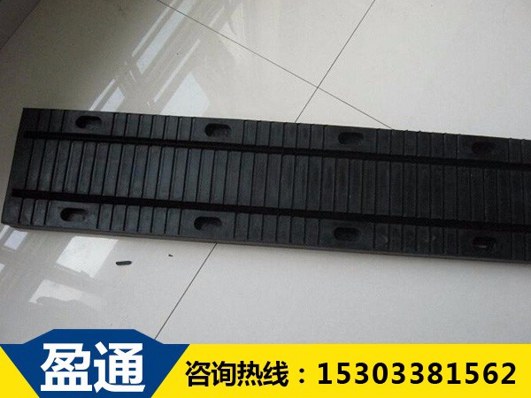 安泽30型橡胶板式桥梁伸缩缝
