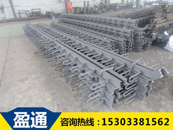 GQF-E型桥梁伸缩缝车间